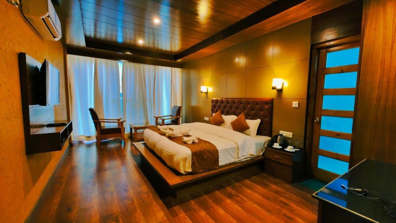 Winterline Resort Near Mall Road Manali - Centrally Heated & Air Cooled Bagian luar foto