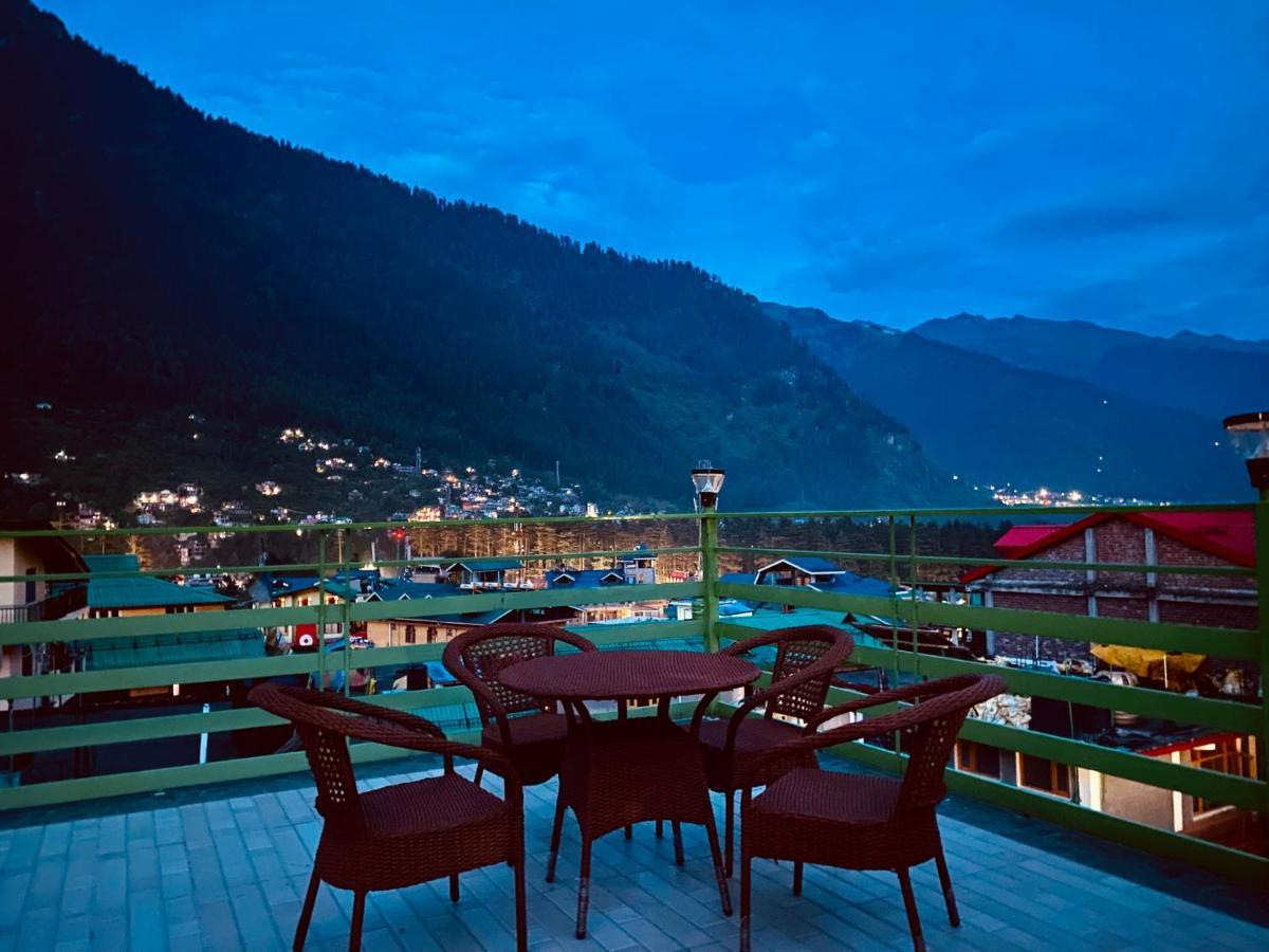 Winterline Resort Near Mall Road Manali - Centrally Heated & Air Cooled Bagian luar foto